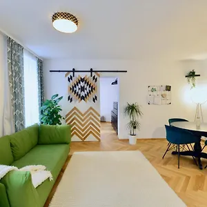 Apartment Modern Flat With Parking Space, Wien