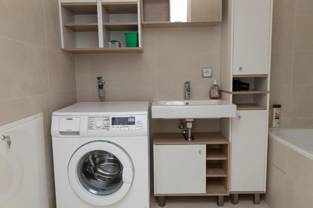 Dream Getaway Apartment With Jacuzzi And Pool Wien