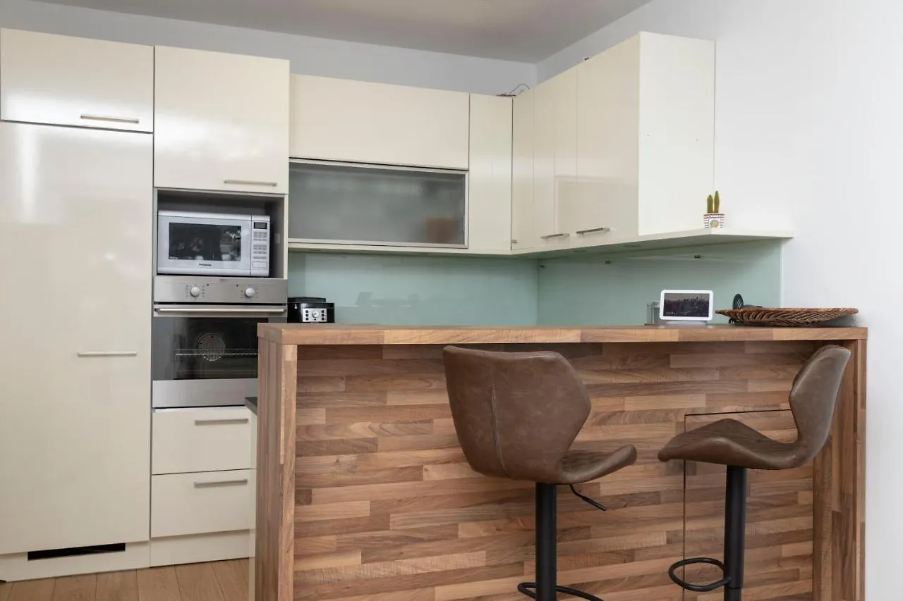 Dream Getaway Apartment With Jacuzzi And Pool Wien Österreich