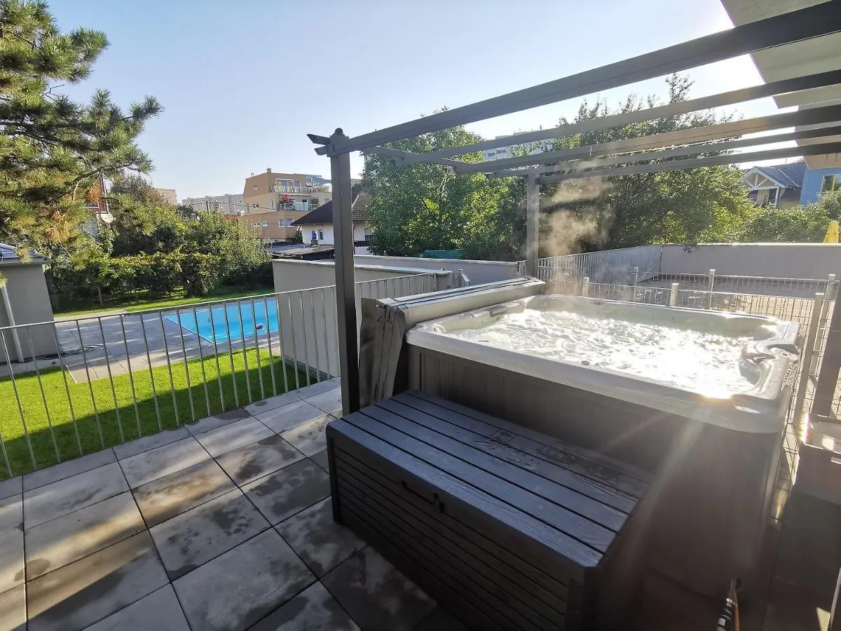Dream Getaway Apartment With Jacuzzi And Pool Wien