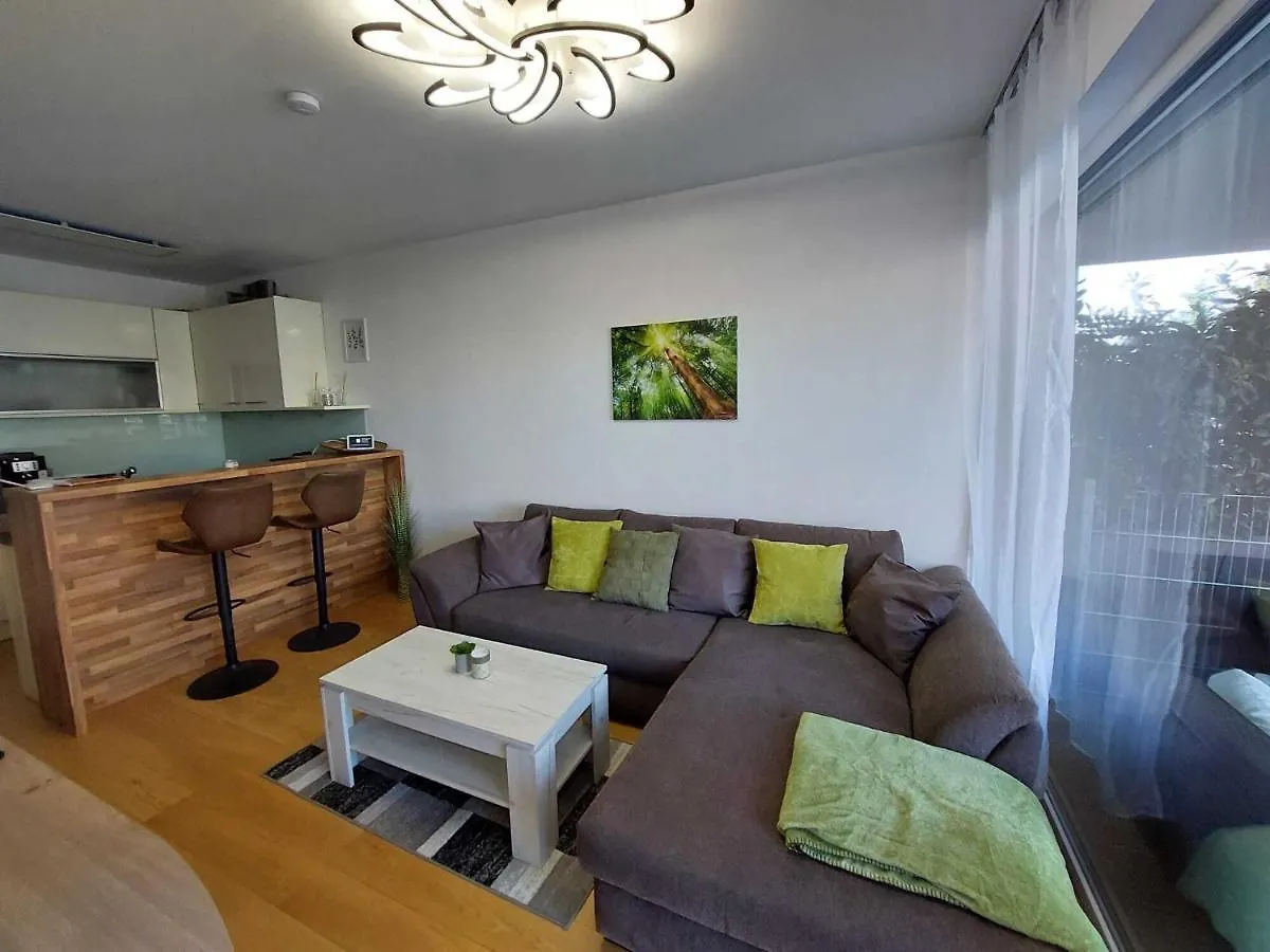 Dream Getaway Apartment With Jacuzzi And Pool Wien