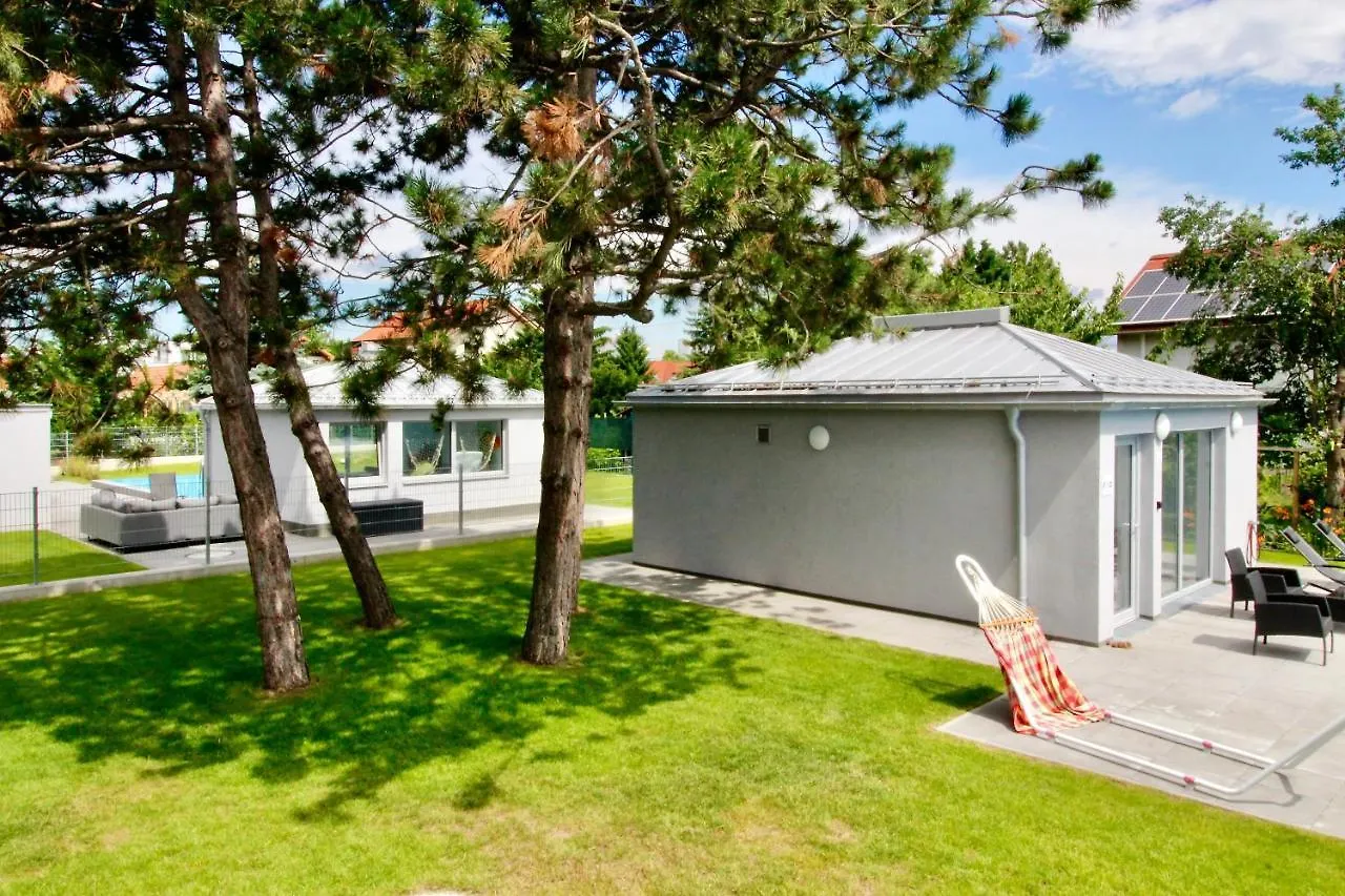 Dream Getaway Apartment With Jacuzzi And Pool Wien